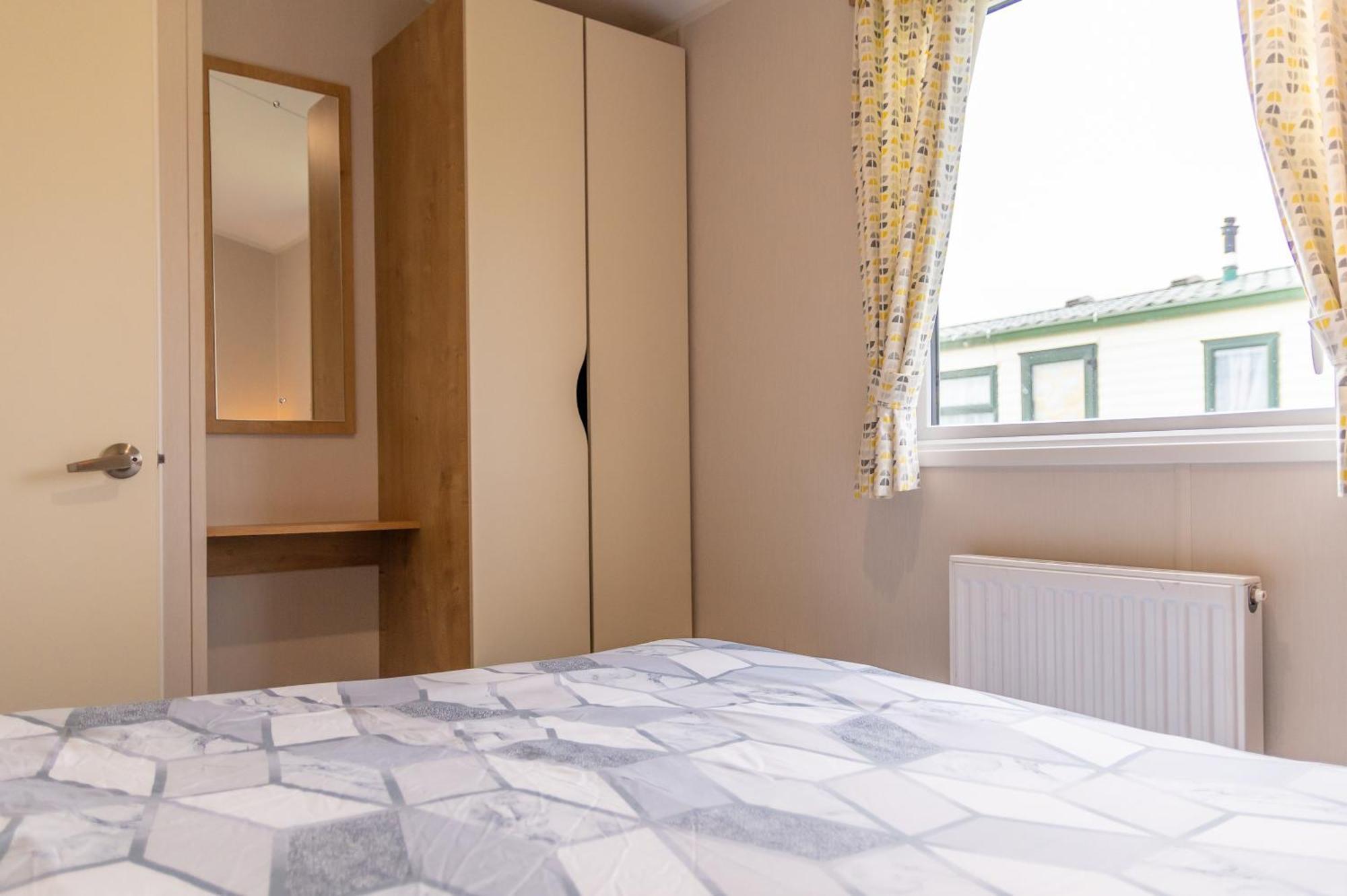 64 Lancaster The Lazy Willow 3 Bedroom Hot Tub Caravan Tattershall Lakes Bagian luar foto